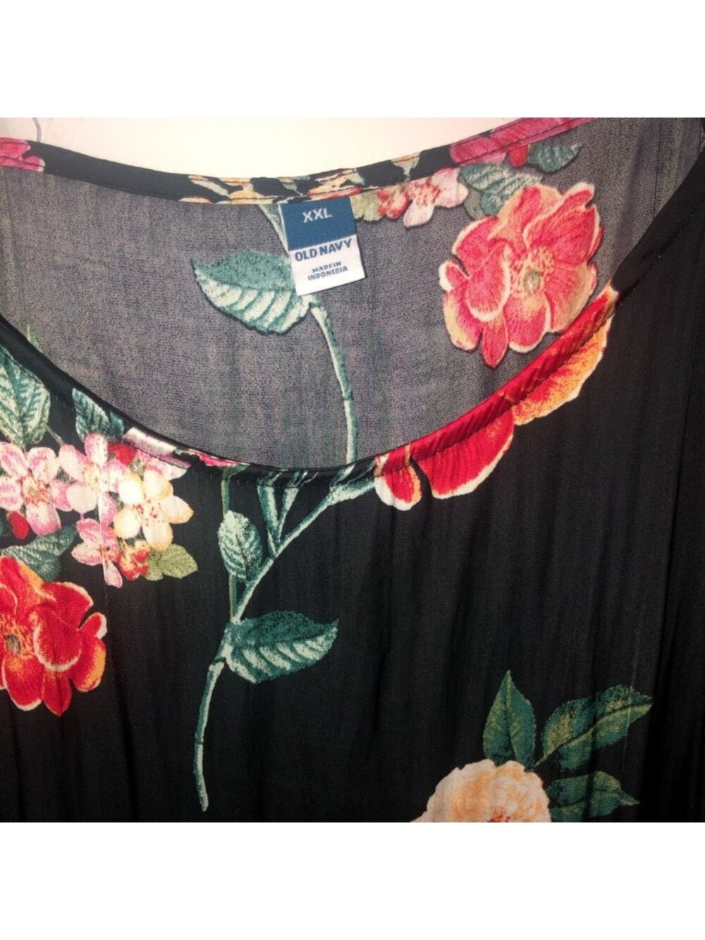 Floral Black Camisole Top - Picture 2 of 2